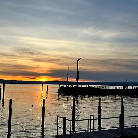 Zajazd Gaestehaus Am Hafen Meersburg