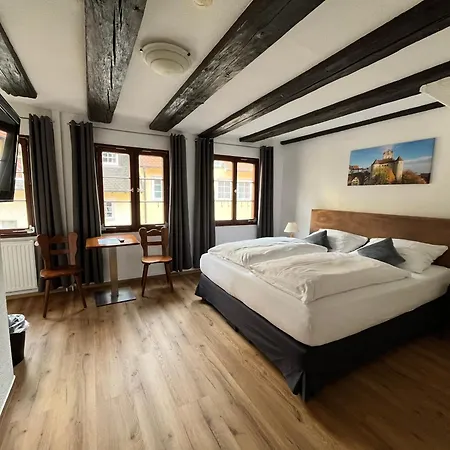 Gaestehaus Am Hafen Locanda