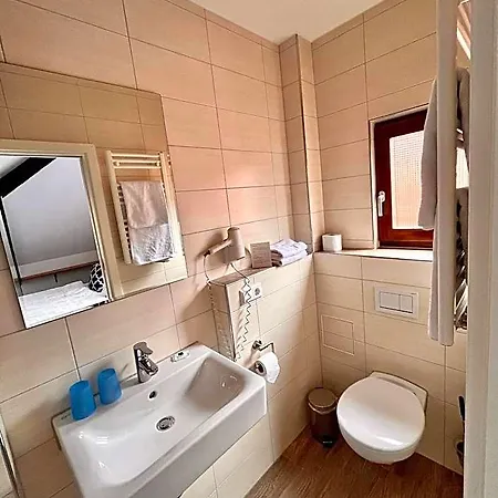 Estalagem Gaestehaus Am Hafen 3*