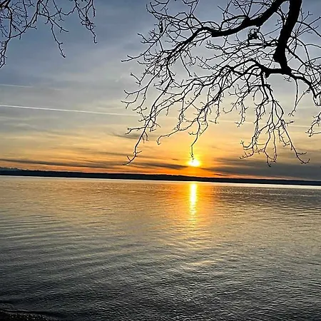 Gaestehaus Am Hafen Estalagem Meersburg