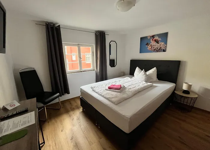 Gaestehaus Am Hafen 3* Meersburg