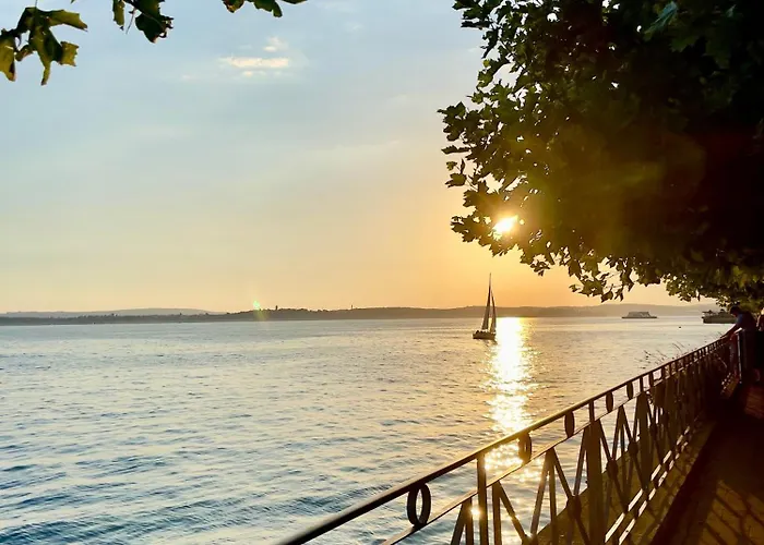 Gaestehaus Am Hafen Meersburg