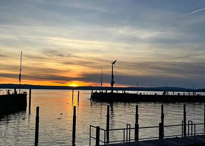 Inn Gaestehaus Am Hafen Meersburg