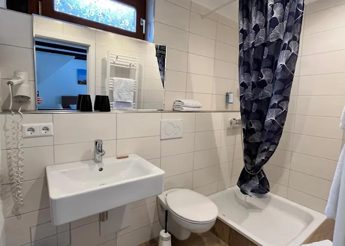 Inn Gaestehaus Am Hafen Meersburg