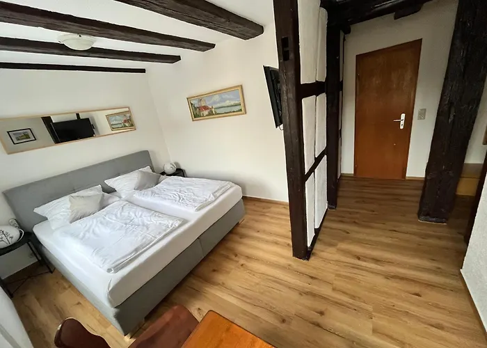 Gaestehaus Am Hafen Inn 3*